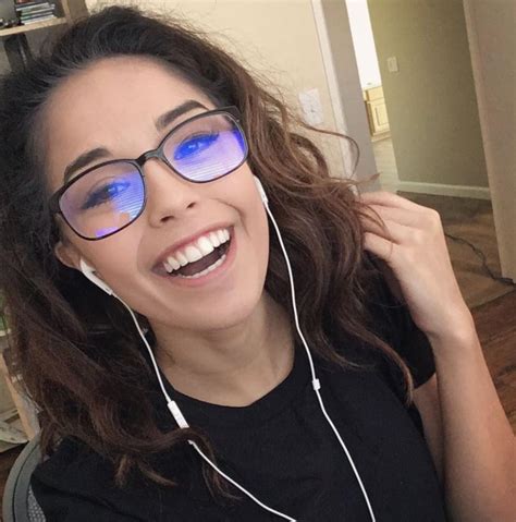 Rachell “ <strong>Valkyrae</strong> ” Hofstetter, one of the biggest female streamers and gaming creators in the world, has signed with talent agency WME for representation. . Valkyrae glasses